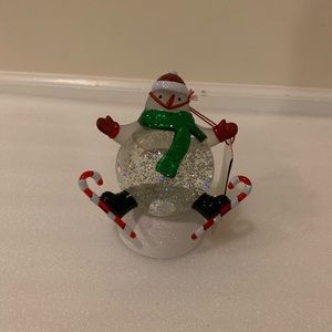 SNOWMAN CHRISTMAS GLOBE!